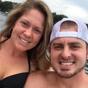 Meet your Posher, Brooke